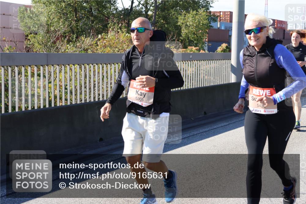 03.10.2025 - Köhlbrandbrückenlauf Strokosch-Dieckow http://msf.ph/oto/9165631 03.10.2025 13:15:20 Position 3 5305, 5420 meine-sportfotos.de