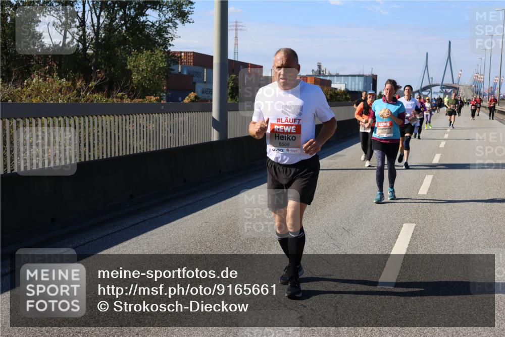 03.10.2025 - Köhlbrandbrückenlauf Strokosch-Dieckow http://msf.ph/oto/9165661 03.10.2025 13:15:26 Position 3 6508 meine-sportfotos.de