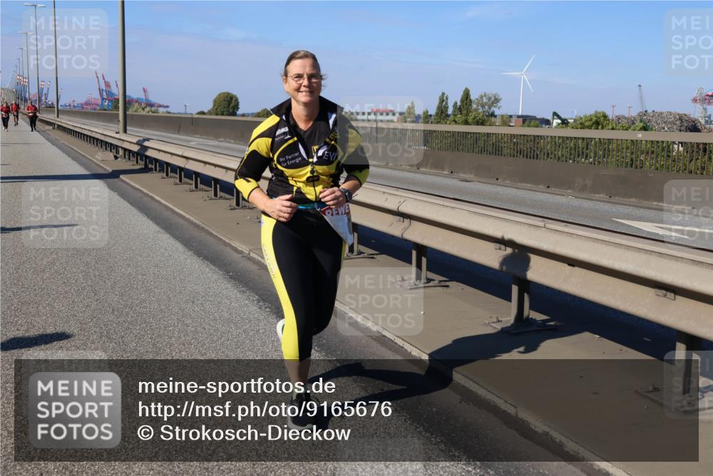 03.10.2025 - Köhlbrandbrückenlauf Strokosch-Dieckow http://msf.ph/oto/9165676 03.10.2025 13:15:29 Position 3  meine-sportfotos.de