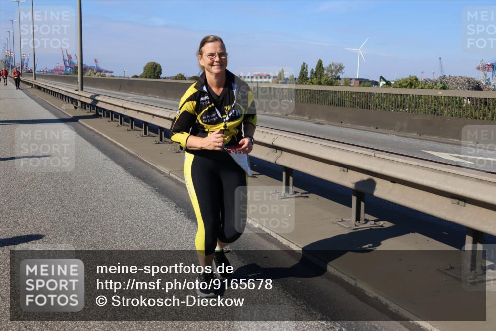 03.10.2025 - Köhlbrandbrückenlauf Strokosch-Dieckow http://msf.ph/oto/9165678 03.10.2025 13:15:29 Position 3  meine-sportfotos.de