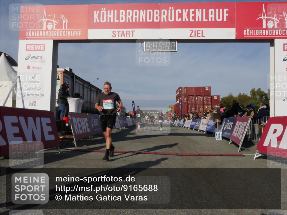 03.10.2025 - Köhlbrandbrückenlauf Matties Gatica Varas http://msf.ph/oto/9165688 03.10.2025 09:59:44 Ziel 1158, 1248, 2697, 2709, 2710, 3087, 3464, 3718 meine-sportfotos.de