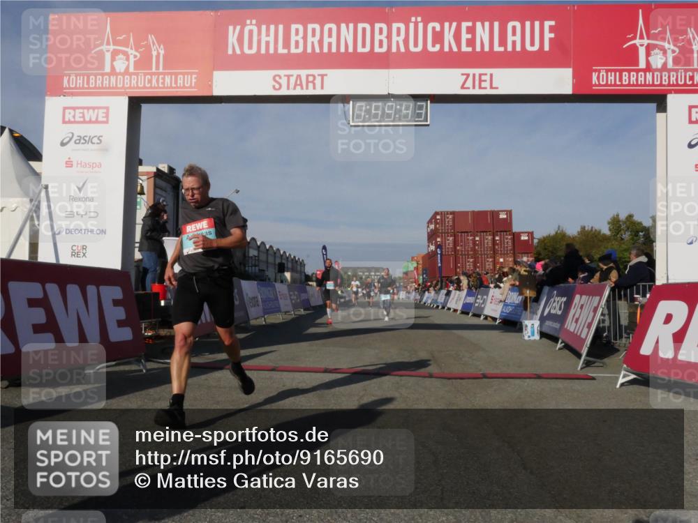 03.10.2025 - Köhlbrandbrückenlauf Matties Gatica Varas http://msf.ph/oto/9165690 03.10.2025 09:59:44 Ziel 1158, 1248, 2697, 2709, 2710, 3087, 3464, 3718 meine-sportfotos.de