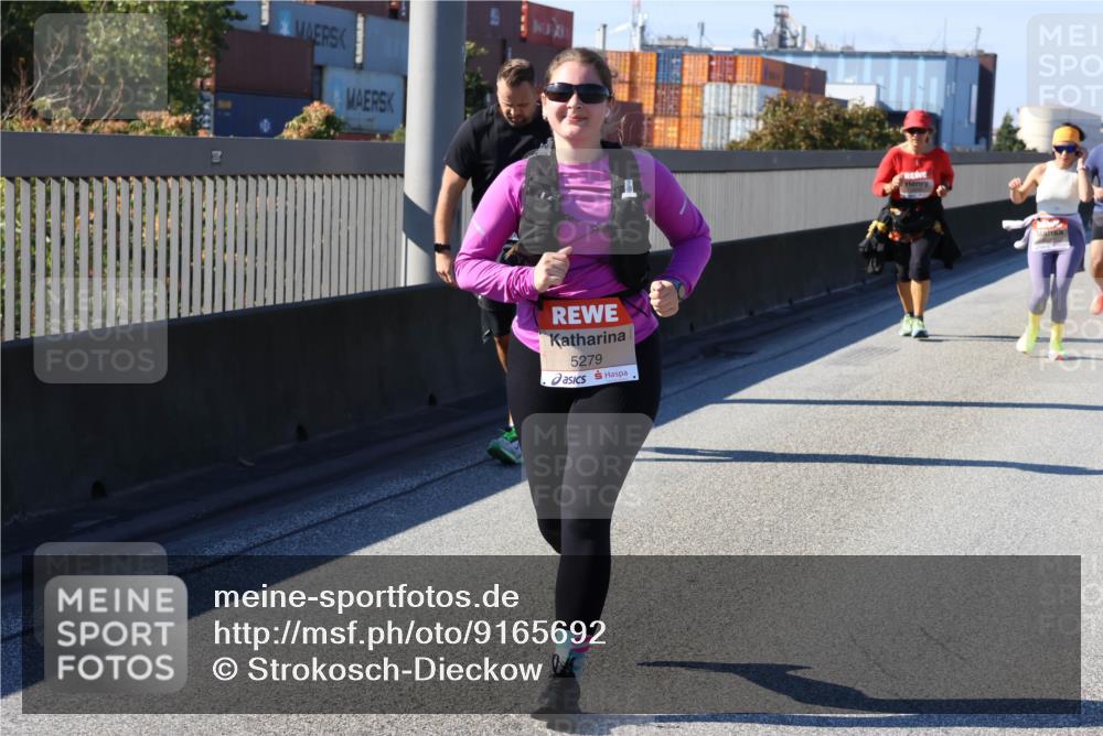 03.10.2025 - Köhlbrandbrückenlauf Strokosch-Dieckow http://msf.ph/oto/9165692 03.10.2025 13:15:34 Position 3 5279 meine-sportfotos.de