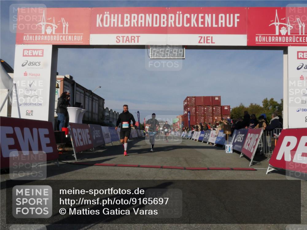 03.10.2025 - Köhlbrandbrückenlauf Matties Gatica Varas http://msf.ph/oto/9165697 03.10.2025 09:59:46 Ziel 1158, 1248, 2697, 2709, 2710, 2959, 3087, 3464, 3718 meine-sportfotos.de