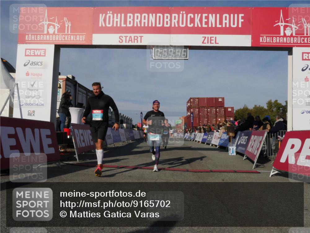 03.10.2025 - Köhlbrandbrückenlauf Matties Gatica Varas http://msf.ph/oto/9165702 03.10.2025 09:59:48 Ziel 1158, 1248, 2697, 2709, 2710, 2884, 2959, 3137, 3464 meine-sportfotos.de