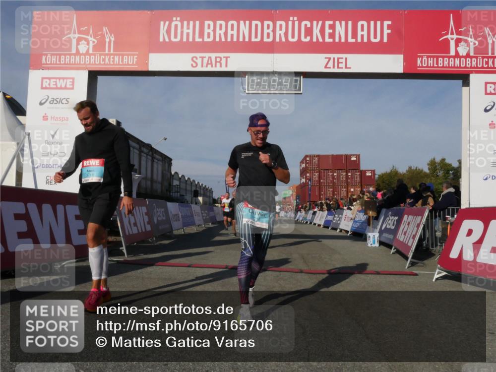 03.10.2025 - Köhlbrandbrückenlauf Matties Gatica Varas http://msf.ph/oto/9165706 03.10.2025 09:59:49 Ziel 1158, 1248, 2697, 2709, 2710, 2884, 2959, 3137, 3464 meine-sportfotos.de