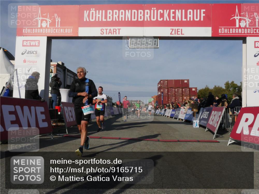 03.10.2025 - Köhlbrandbrückenlauf Matties Gatica Varas http://msf.ph/oto/9165715 03.10.2025 09:59:52 Ziel 1158, 1248, 1297, 2697, 2710, 2884, 2959, 3137 meine-sportfotos.de