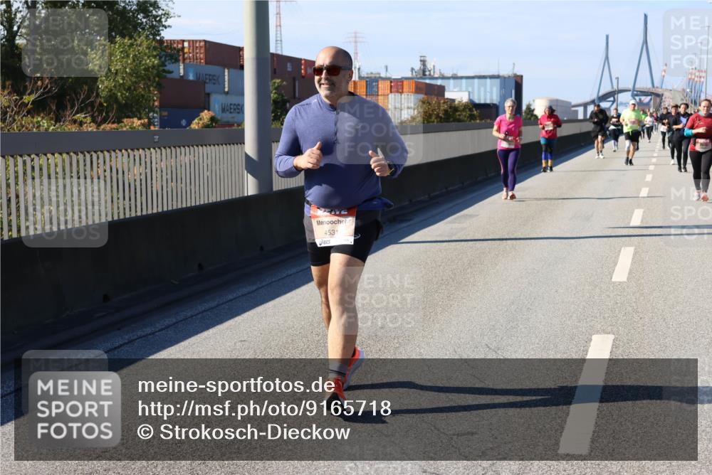 03.10.2025 - Köhlbrandbrückenlauf Strokosch-Dieckow http://msf.ph/oto/9165718 03.10.2025 13:15:42 Position 3 7, 4531 meine-sportfotos.de