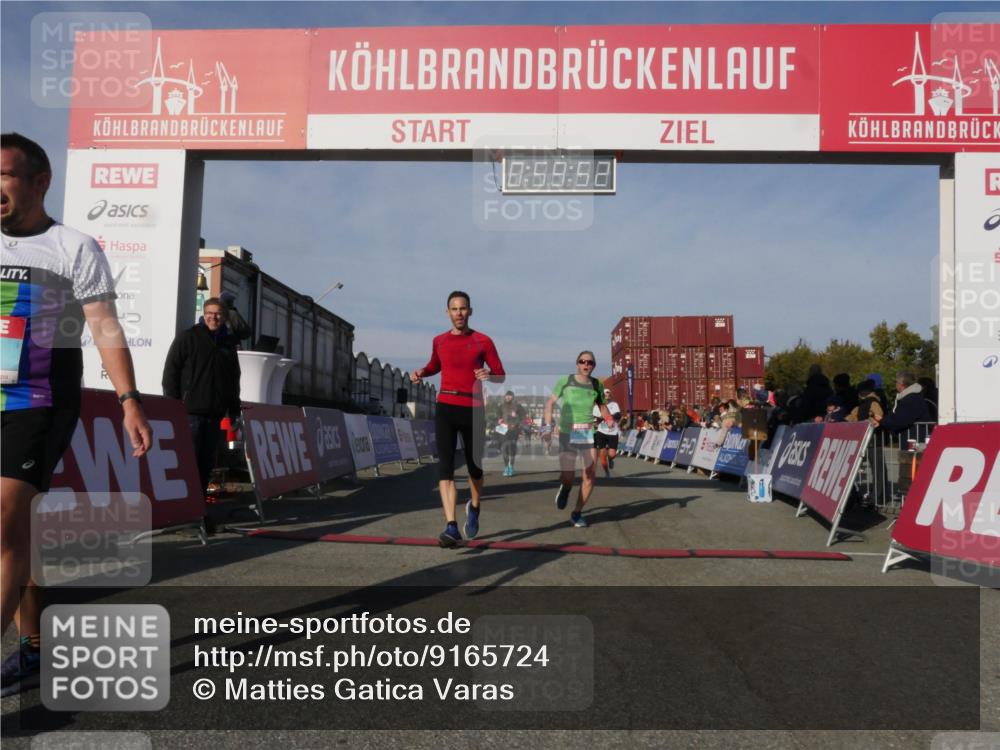 03.10.2025 - Köhlbrandbrückenlauf Matties Gatica Varas http://msf.ph/oto/9165724 03.10.2025 09:59:54 Ziel 1158, 1297, 2697, 2710, 2884, 2959, 3137 meine-sportfotos.de