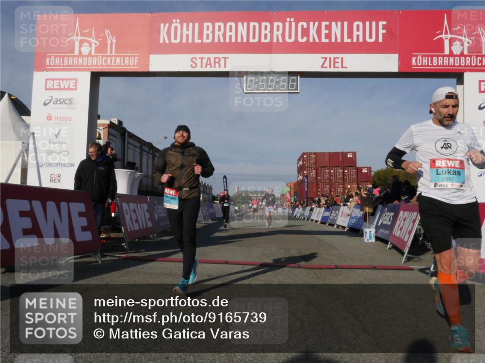 03.10.2025 - Köhlbrandbrückenlauf Matties Gatica Varas http://msf.ph/oto/9165739 03.10.2025 09:59:58 Ziel 1297, 1405, 2884, 3137 meine-sportfotos.de