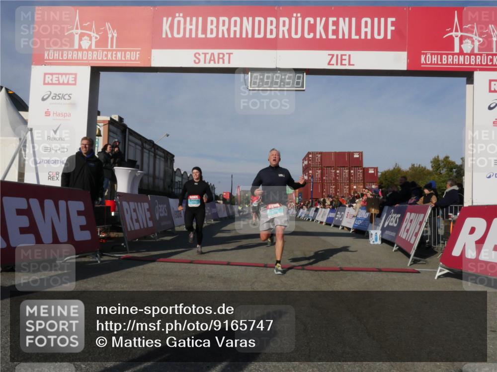 03.10.2025 - Köhlbrandbrückenlauf Matties Gatica Varas http://msf.ph/oto/9165747 03.10.2025 10:00:00 Ziel 1084, 1247, 1297, 1405, 2884, 3137 meine-sportfotos.de