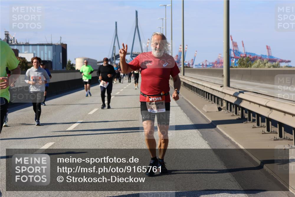 03.10.2025 - Köhlbrandbrückenlauf Strokosch-Dieckow http://msf.ph/oto/9165761 03.10.2025 13:15:56 Position 3 4789 meine-sportfotos.de