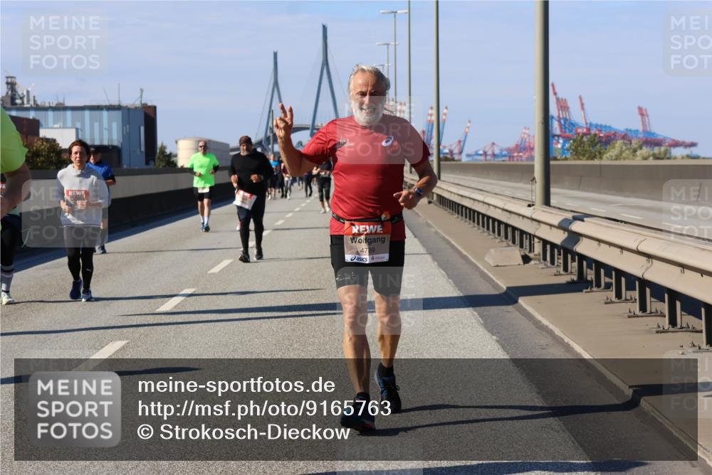 03.10.2025 - Köhlbrandbrückenlauf Strokosch-Dieckow http://msf.ph/oto/9165763 03.10.2025 13:15:56 Position 3 4789 meine-sportfotos.de