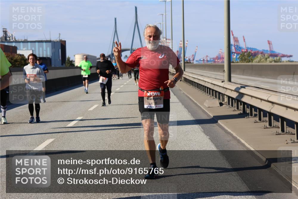 03.10.2025 - Köhlbrandbrückenlauf Strokosch-Dieckow http://msf.ph/oto/9165765 03.10.2025 13:15:56 Position 3 4789 meine-sportfotos.de