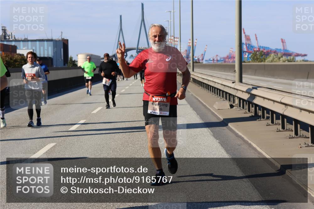 03.10.2025 - Köhlbrandbrückenlauf Strokosch-Dieckow http://msf.ph/oto/9165767 03.10.2025 13:15:57 Position 3 4789 meine-sportfotos.de