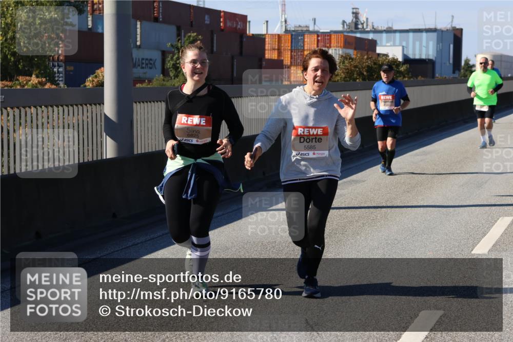 03.10.2025 - Köhlbrandbrückenlauf Strokosch-Dieckow http://msf.ph/oto/9165780 03.10.2025 13:16:01 Position 3 6825, 5585 meine-sportfotos.de