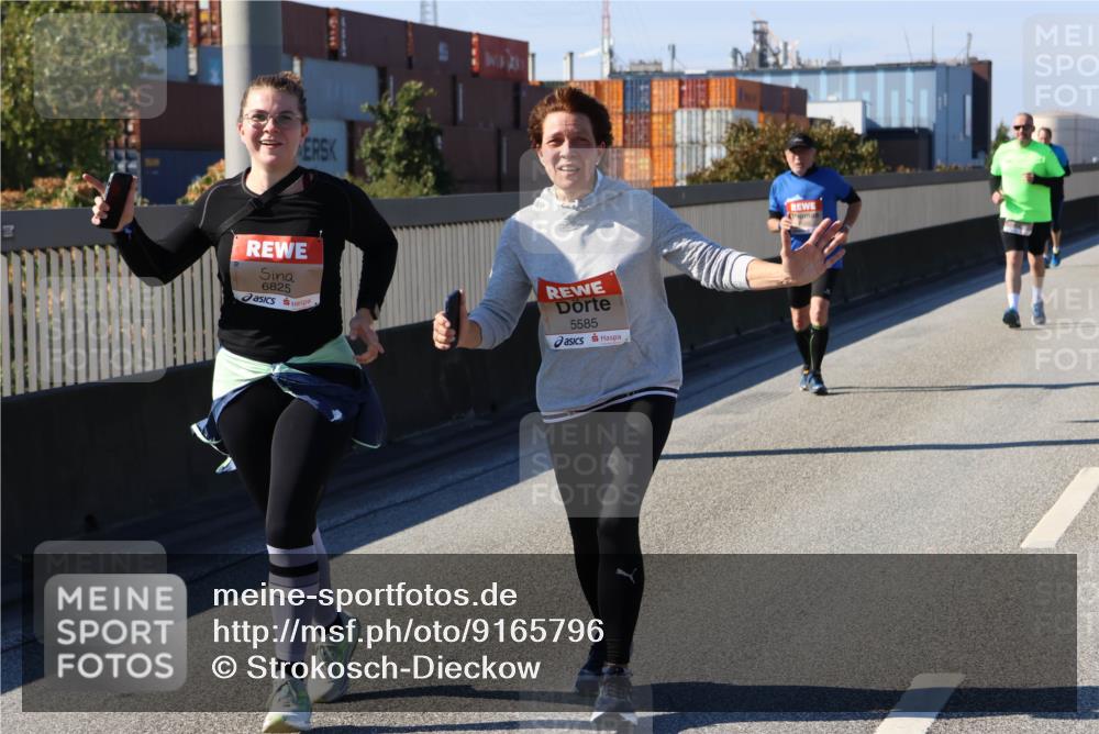 03.10.2025 - Köhlbrandbrückenlauf Strokosch-Dieckow http://msf.ph/oto/9165796 03.10.2025 13:16:01 Position 3 6825, 5585 meine-sportfotos.de