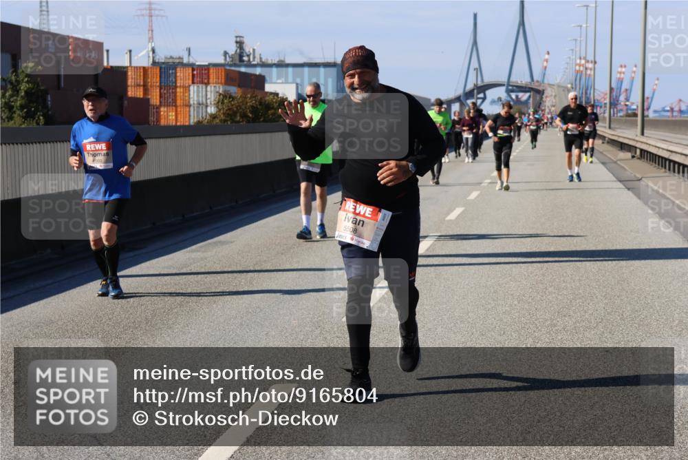 03.10.2025 - Köhlbrandbrückenlauf Strokosch-Dieckow http://msf.ph/oto/9165804 03.10.2025 13:16:04 Position 3 8560, 5508 meine-sportfotos.de