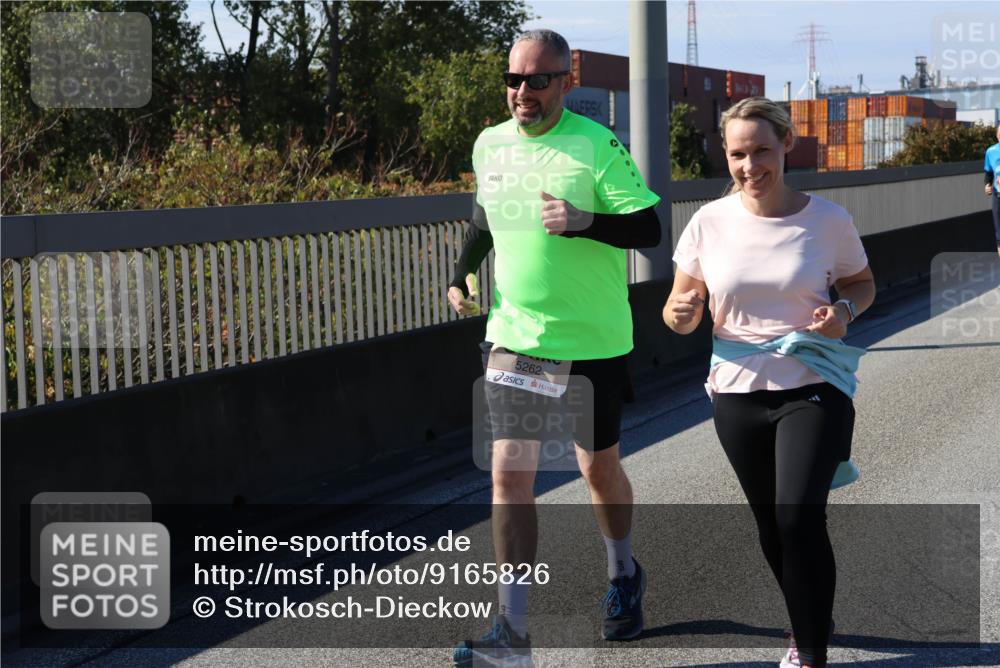 03.10.2025 - Köhlbrandbrückenlauf Strokosch-Dieckow http://msf.ph/oto/9165826 03.10.2025 13:16:10 Position 3 5262 meine-sportfotos.de