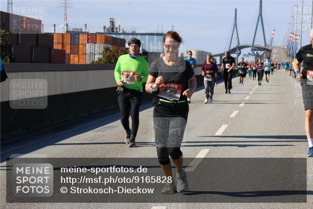03.10.2025 - Köhlbrandbrückenlauf Strokosch-Dieckow http://msf.ph/oto/9165828 03.10.2025 13:16:15 Position 3 4894, 5190 meine-sportfotos.de