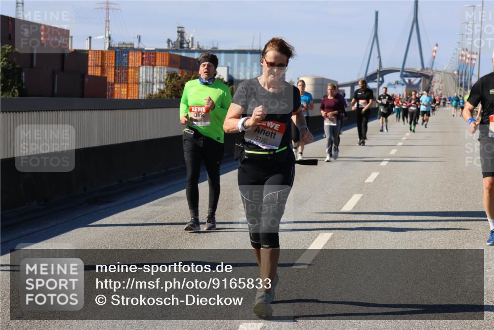 03.10.2025 - Köhlbrandbrückenlauf Strokosch-Dieckow http://msf.ph/oto/9165833 03.10.2025 13:16:15 Position 3 5190 meine-sportfotos.de