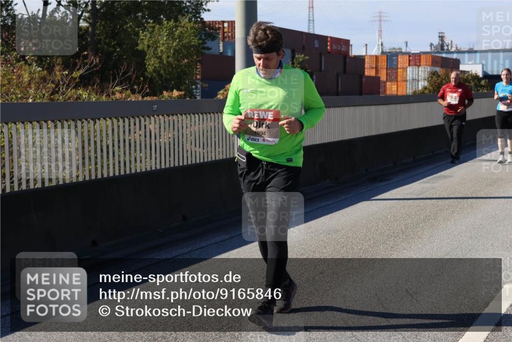 03.10.2025 - Köhlbrandbrückenlauf Strokosch-Dieckow http://msf.ph/oto/9165846 03.10.2025 13:16:19 Position 3 4894 meine-sportfotos.de