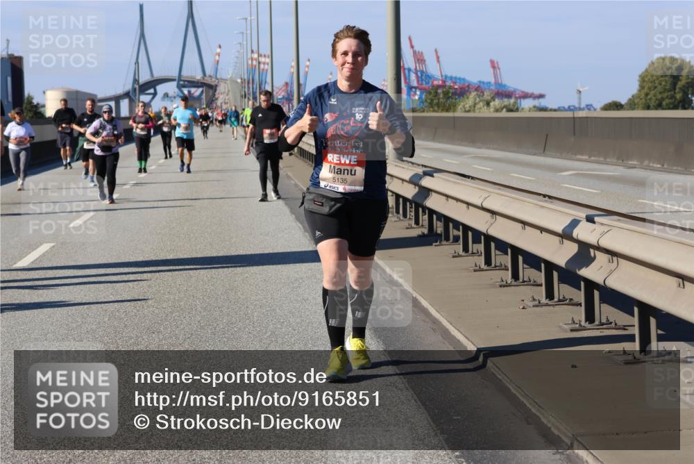 03.10.2025 - Köhlbrandbrückenlauf Strokosch-Dieckow http://msf.ph/oto/9165851 03.10.2025 13:16:23 Position 3 10, 5135 meine-sportfotos.de