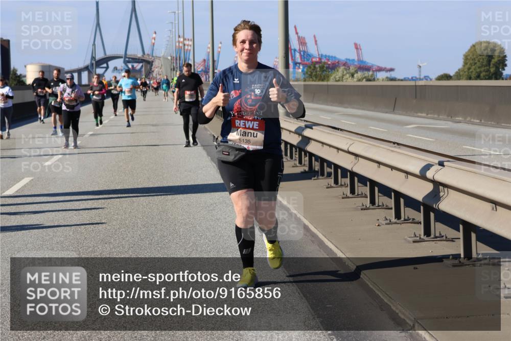 03.10.2025 - Köhlbrandbrückenlauf Strokosch-Dieckow http://msf.ph/oto/9165856 03.10.2025 13:16:23 Position 3 31, 10, 5135 meine-sportfotos.de