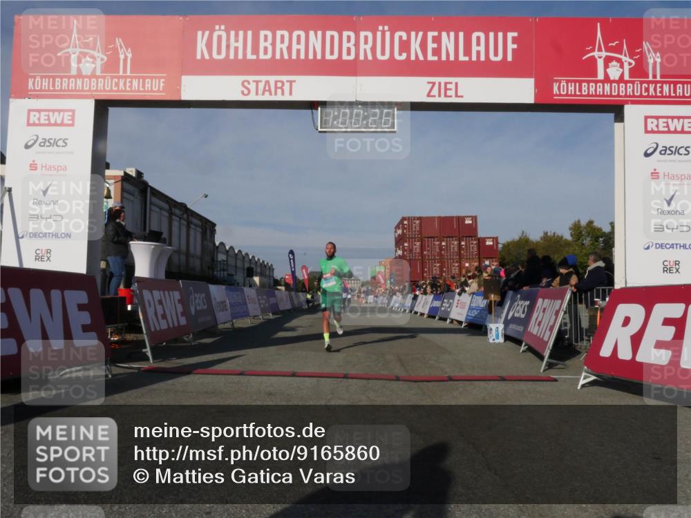 03.10.2025 - Köhlbrandbrückenlauf Matties Gatica Varas http://msf.ph/oto/9165860 03.10.2025 10:00:27 Ziel 1018, 1106, 1118, 1175, 1262, 3041 meine-sportfotos.de