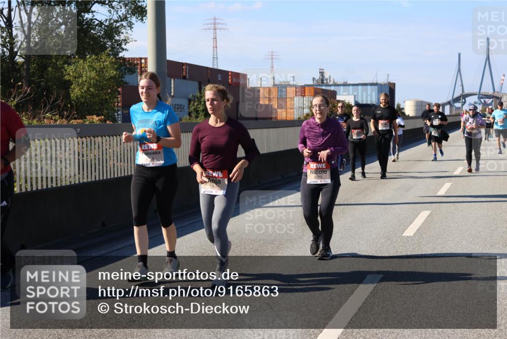 03.10.2025 - Köhlbrandbrückenlauf Strokosch-Dieckow http://msf.ph/oto/9165863 03.10.2025 13:16:25 Position 3 6401, 4723 meine-sportfotos.de