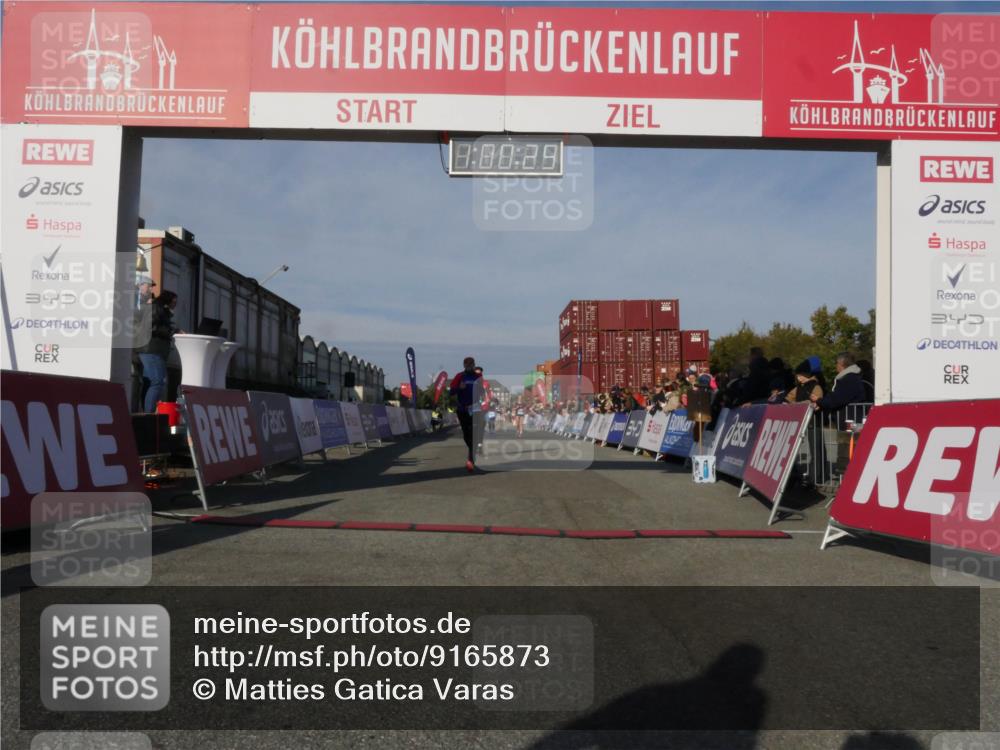 03.10.2025 - Köhlbrandbrückenlauf Matties Gatica Varas http://msf.ph/oto/9165873 03.10.2025 10:00:31 Ziel 1018, 1106, 1118, 1175, 1262, 2880, 3650 meine-sportfotos.de