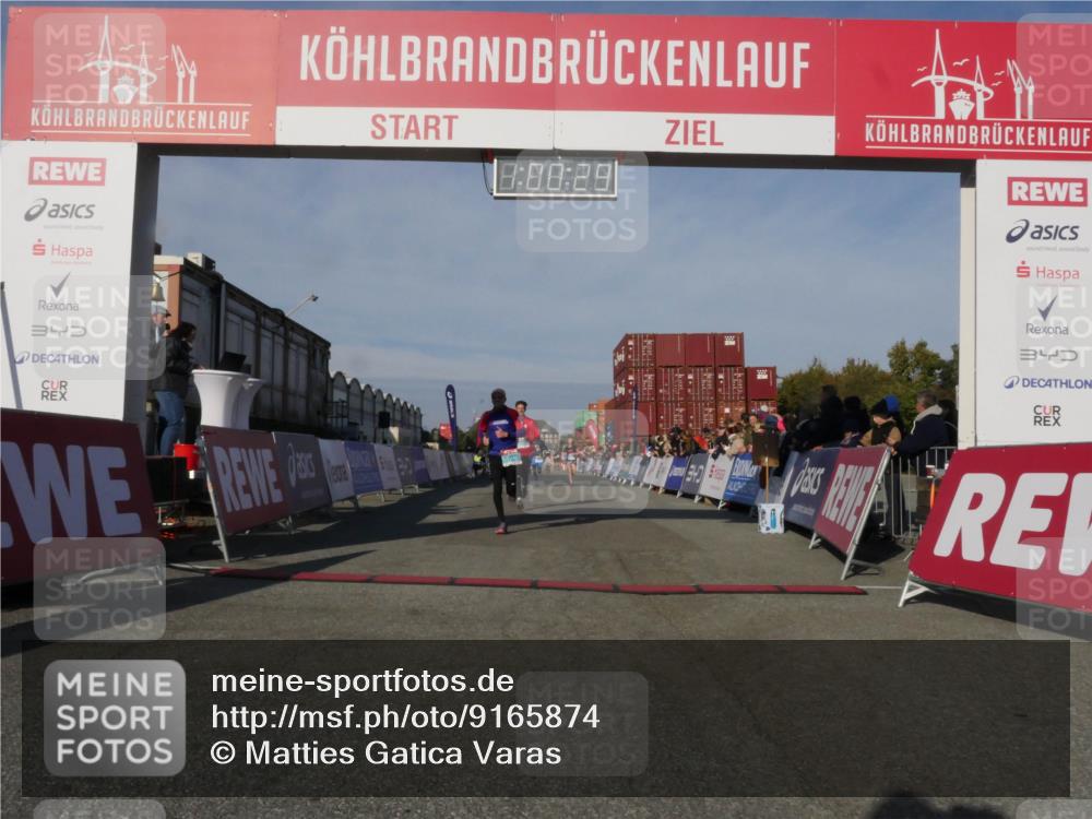 03.10.2025 - Köhlbrandbrückenlauf Matties Gatica Varas http://msf.ph/oto/9165874 03.10.2025 10:00:31 Ziel 1018, 1106, 1118, 1175, 1262, 2880, 3650 meine-sportfotos.de