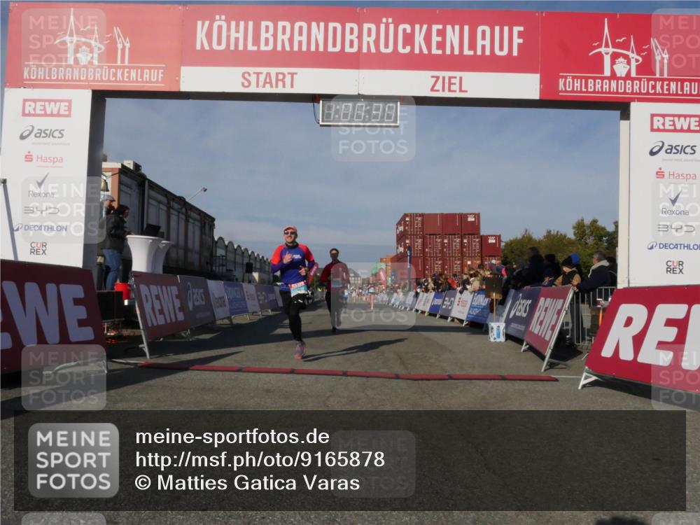03.10.2025 - Köhlbrandbrückenlauf Matties Gatica Varas http://msf.ph/oto/9165878 03.10.2025 10:00:32 Ziel 1018, 1106, 1118, 1175, 1262, 2880, 3650 meine-sportfotos.de