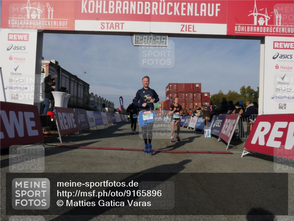 03.10.2025 - Köhlbrandbrückenlauf Matties Gatica Varas http://msf.ph/oto/9165896 03.10.2025 10:00:37 Ziel 1018, 1175, 1262, 2796, 2880, 3317, 3650, 3658, 3719 meine-sportfotos.de