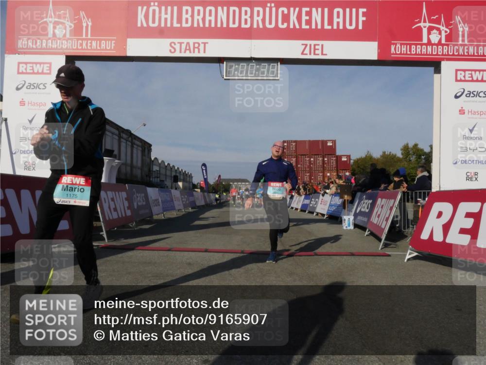 03.10.2025 - Köhlbrandbrückenlauf Matties Gatica Varas http://msf.ph/oto/9165907 03.10.2025 10:00:40 Ziel 2712, 2796, 2880, 3317, 3650, 3658, 3719 meine-sportfotos.de