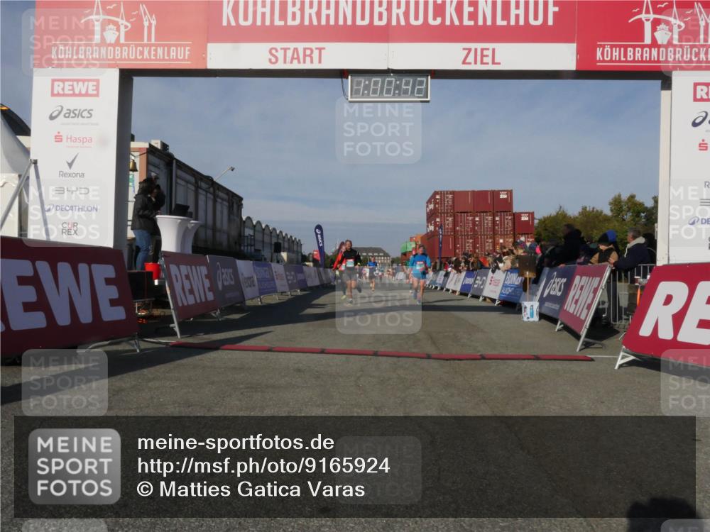 03.10.2025 - Köhlbrandbrückenlauf Matties Gatica Varas http://msf.ph/oto/9165924 03.10.2025 10:00:44 Ziel 1330, 2712, 2796, 3307, 3317, 3342, 3658, 3719 meine-sportfotos.de