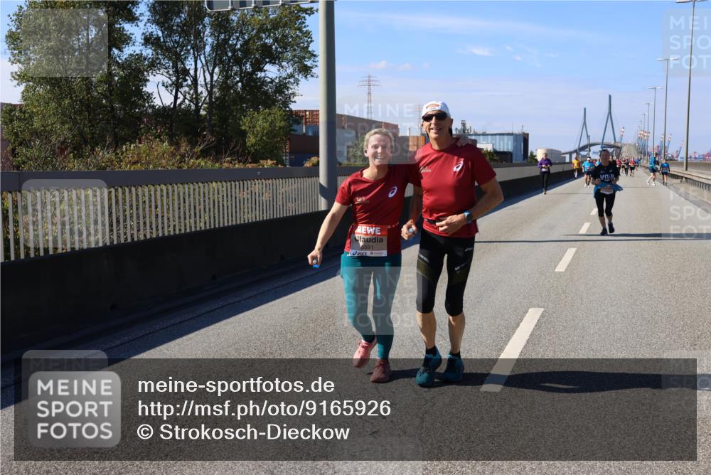 03.10.2025 - Köhlbrandbrückenlauf Strokosch-Dieckow http://msf.ph/oto/9165926 03.10.2025 13:16:48 Position 3 5591 meine-sportfotos.de