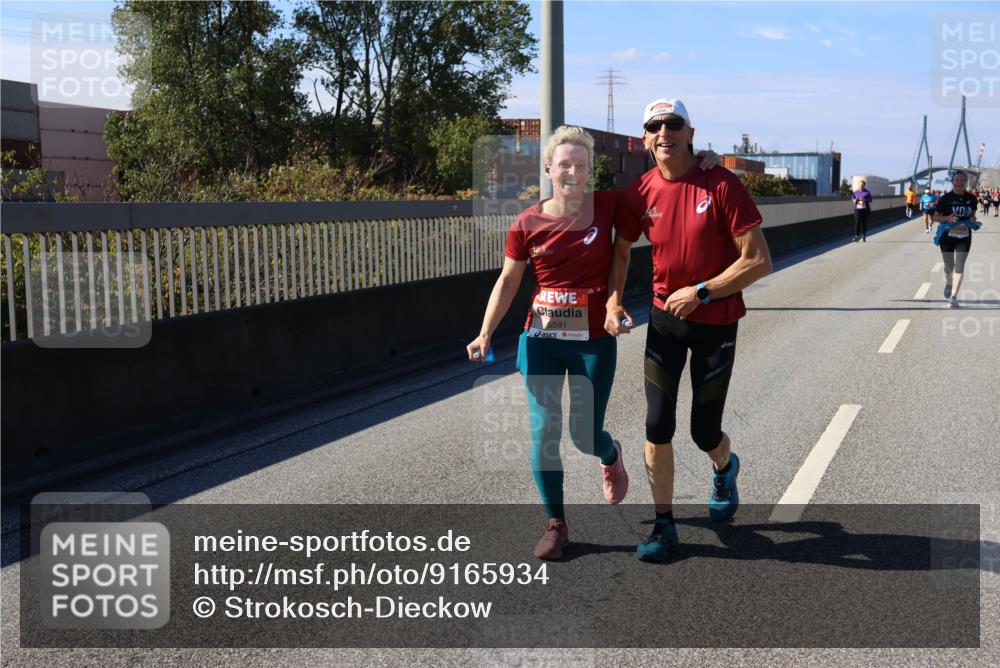 03.10.2025 - Köhlbrandbrückenlauf Strokosch-Dieckow http://msf.ph/oto/9165934 03.10.2025 13:16:48 Position 3 5591 meine-sportfotos.de