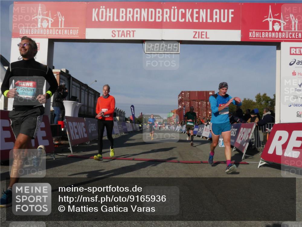 03.10.2025 - Köhlbrandbrückenlauf Matties Gatica Varas http://msf.ph/oto/9165936 03.10.2025 10:00:47 Ziel 1330, 1553, 1826, 2712, 3307, 3342, 3343, 3651, 3658, 3719 meine-sportfotos.de