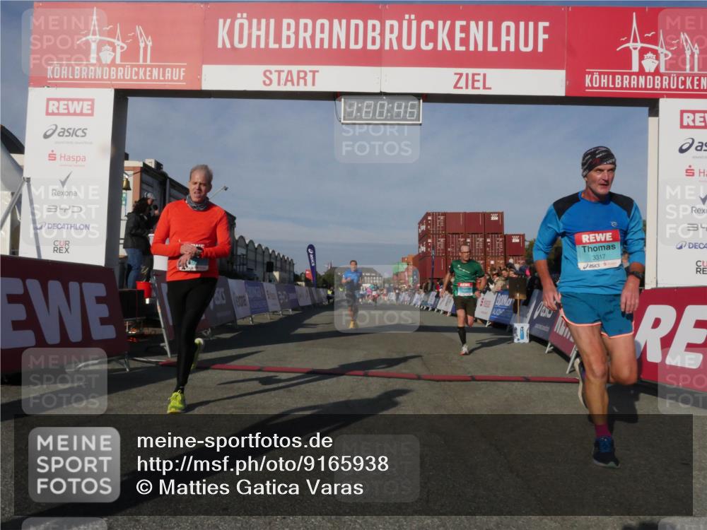 03.10.2025 - Köhlbrandbrückenlauf Matties Gatica Varas http://msf.ph/oto/9165938 03.10.2025 10:00:48 Ziel 1330, 1553, 1826, 2712, 3307, 3342, 3343, 3651, 3658 meine-sportfotos.de