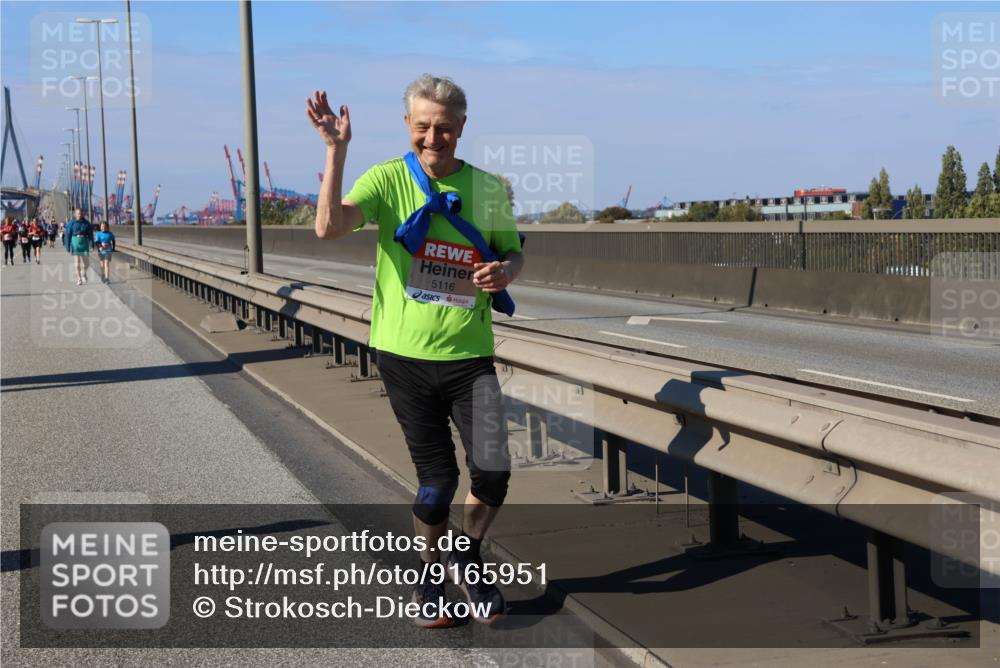 03.10.2025 - Köhlbrandbrückenlauf Strokosch-Dieckow http://msf.ph/oto/9165951 03.10.2025 13:16:52 Position 3 5116 meine-sportfotos.de