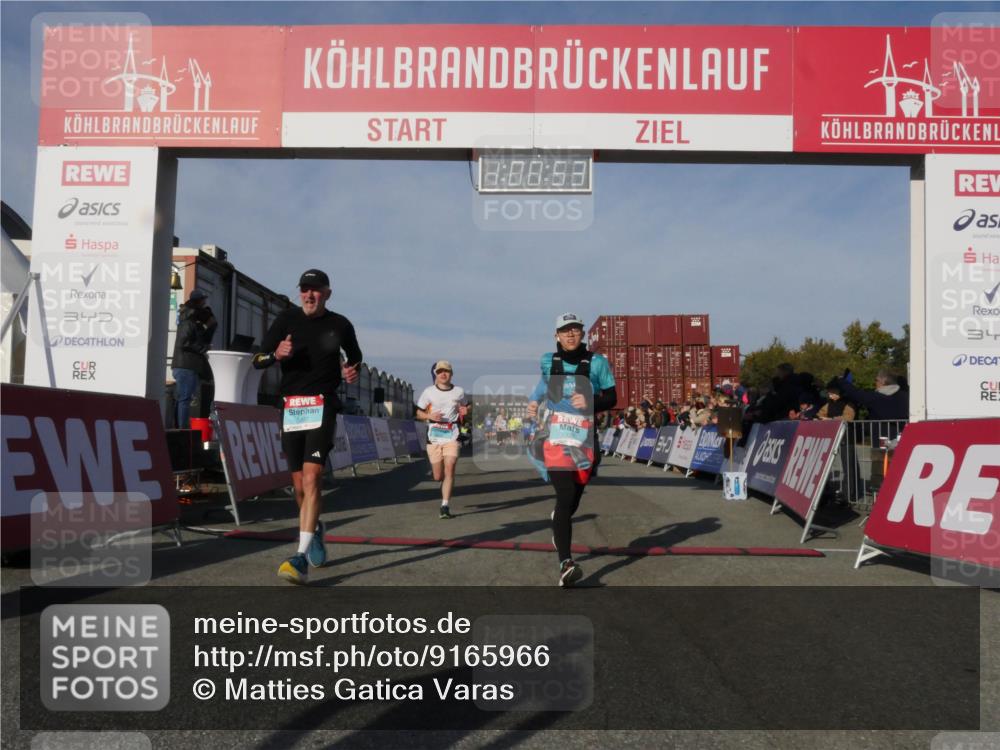 03.10.2025 - Köhlbrandbrückenlauf Matties Gatica Varas http://msf.ph/oto/9165966 03.10.2025 10:00:55 Ziel 1058, 1082, 1133, 1168, 1468, 1553, 1826, 2947, 3342, 3343, 3594, 3651, 3775, 3790, 3794 meine-sportfotos.de