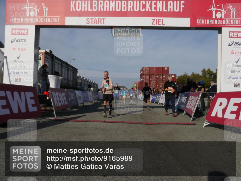 03.10.2025 - Köhlbrandbrückenlauf Matties Gatica Varas http://msf.ph/oto/9165989 03.10.2025 10:01:01 Ziel 1058, 1082, 1133, 1168, 1468, 1517, 1602, 2587, 2947, 3458, 3594, 3775, 3790, 3794 meine-sportfotos.de