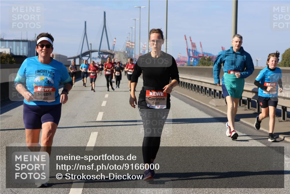 03.10.2025 - Köhlbrandbrückenlauf Strokosch-Dieckow http://msf.ph/oto/9166000 03.10.2025 13:17:06 Position 3 6400, 6403 meine-sportfotos.de
