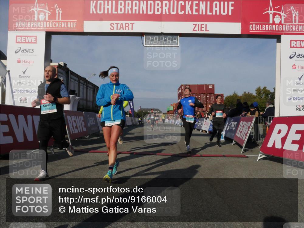 03.10.2025 - Köhlbrandbrückenlauf Matties Gatica Varas http://msf.ph/oto/9166004 03.10.2025 10:01:05 Ziel 1058, 1110, 1168, 1517, 1602, 2587, 2947, 3091, 3458, 3775 meine-sportfotos.de