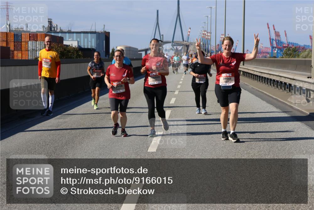 03.10.2025 - Köhlbrandbrückenlauf Strokosch-Dieckow http://msf.ph/oto/9166015 03.10.2025 13:17:16 Position 3 5188, 5343, 6515 meine-sportfotos.de