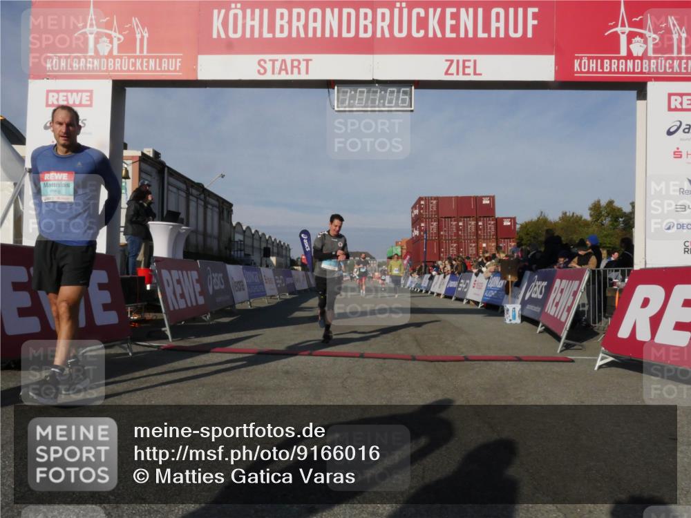 03.10.2025 - Köhlbrandbrückenlauf Matties Gatica Varas http://msf.ph/oto/9166016 03.10.2025 10:01:08 Ziel 1110, 1115, 1176, 1517, 1602, 2587, 3091, 3458 meine-sportfotos.de