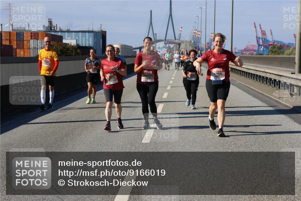 03.10.2025 - Köhlbrandbrückenlauf Strokosch-Dieckow http://msf.ph/oto/9166019 03.10.2025 13:17:16 Position 3 5343, 5188, 6515 meine-sportfotos.de