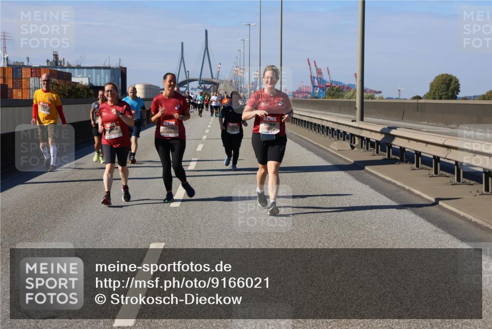 03.10.2025 - Köhlbrandbrückenlauf Strokosch-Dieckow http://msf.ph/oto/9166021 03.10.2025 13:17:16 Position 3  meine-sportfotos.de