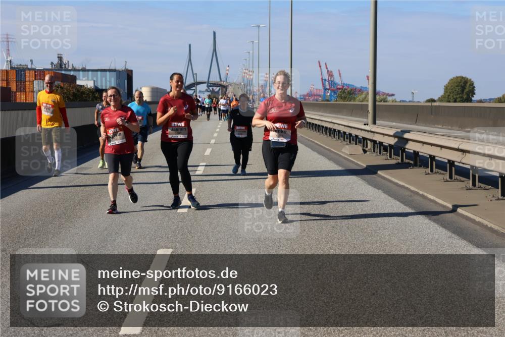 03.10.2025 - Köhlbrandbrückenlauf Strokosch-Dieckow http://msf.ph/oto/9166023 03.10.2025 13:17:16 Position 3  meine-sportfotos.de